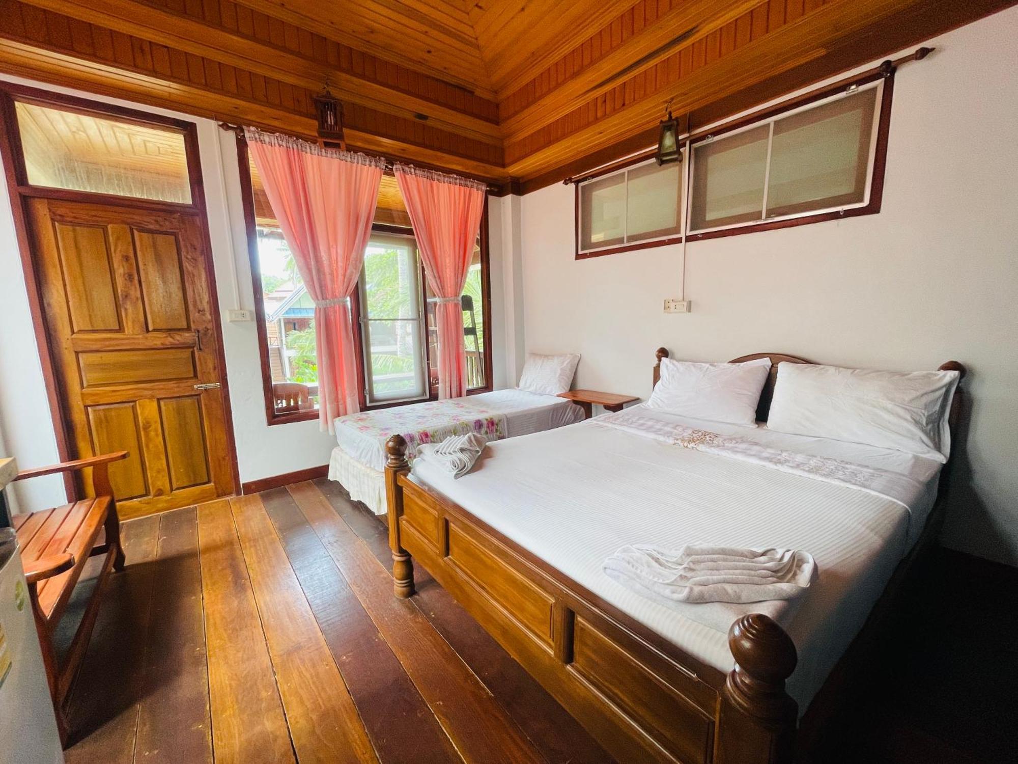 Big Fish Resort Koh Tao Eksteriør billede